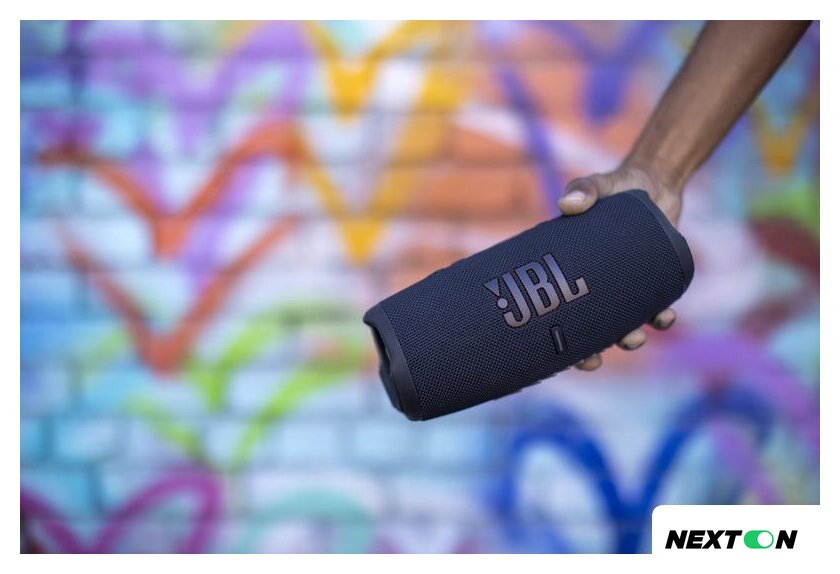 Беспроводная колонка JBL Charge 5 (синий) - Изображение №10 — Интернет-магазин Nexton
