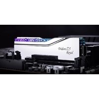 Оперативная память G.Skill Trident Z5 Royal 2x48ГБ DDR5 6000 МГц F5-6000J3036F48GX2-TR5S - Превью изображения №5 — Интернет-магазин Nexton