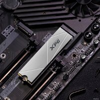 SSD ADATA XPG Gammix S60 Blade 2TB AGAMMIXS60-2T-CS - Превью изображения №7 — Интернет-магазин Nexton