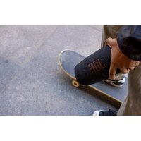 Беспроводная колонка JBL Charge 5 (розовый) - Превью изображения №11 — Интернет-магазин Nexton